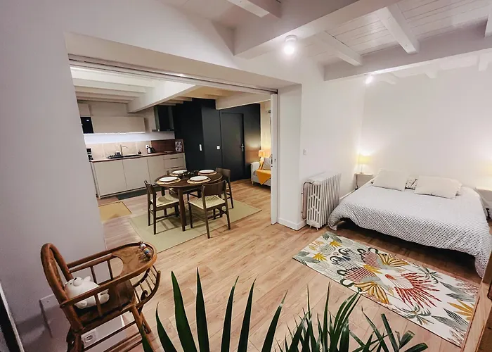 Дом отдыха Calme Et Confort Sur Les Hauteurs De