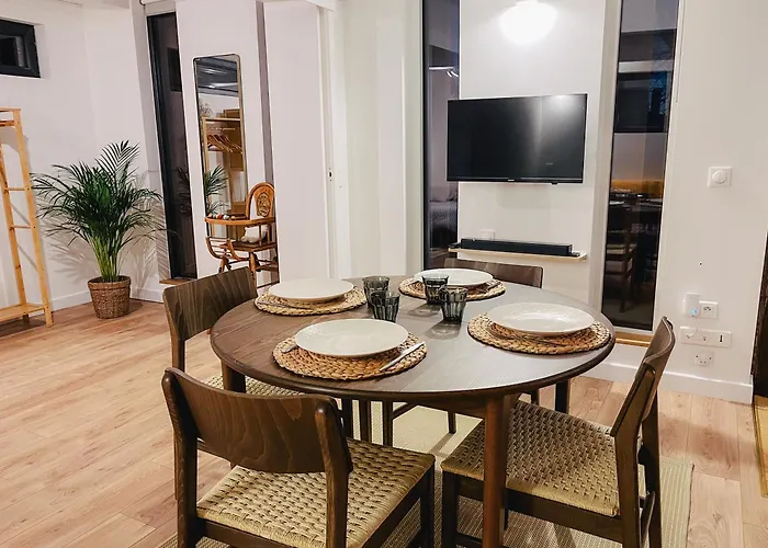 Calme Et Confort Sur Les Hauteurs De Дом отдыха *