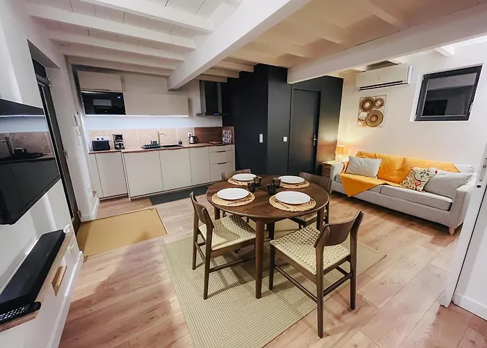 Дом отдыха Calme Et Confort Sur Les Hauteurs De *