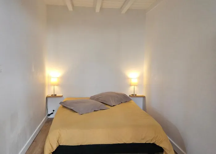 Calme Et Confort Sur Les Hauteurs De Монтобан