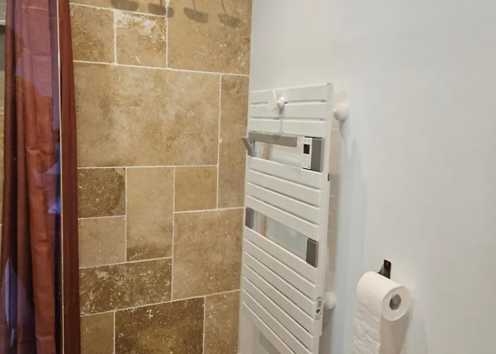 Calme Et Confort Sur Les Hauteurs De